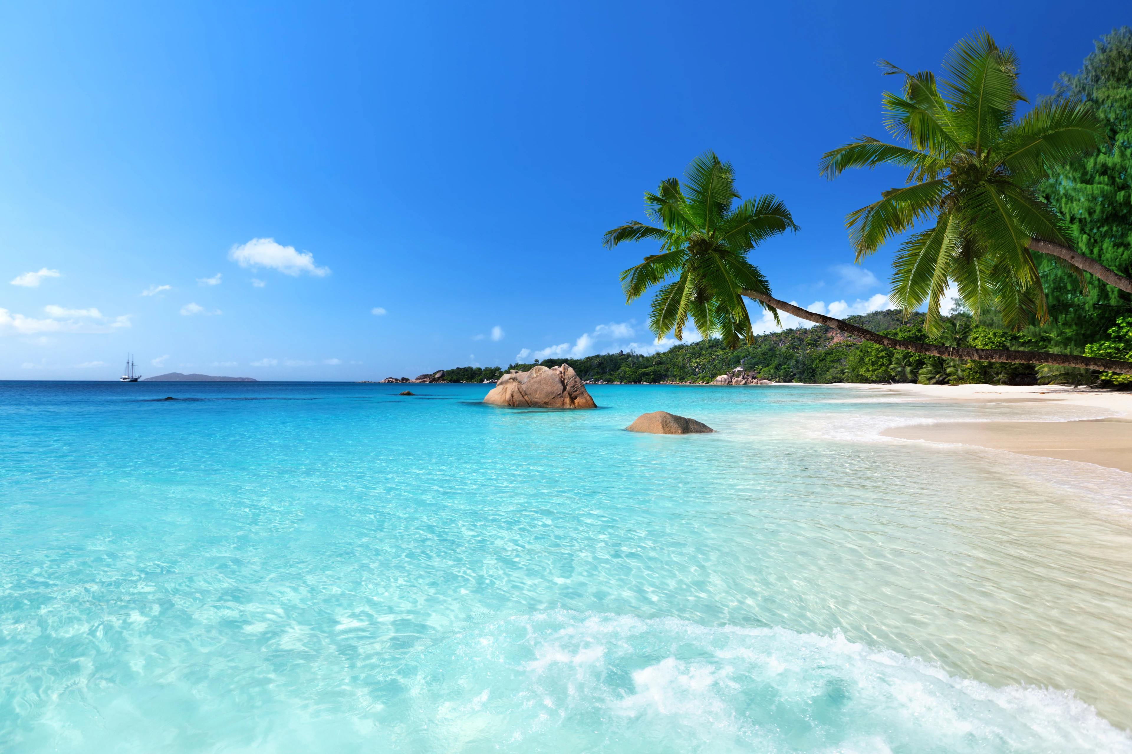 Seychelles Island Hopping on a Shoestring Budget
